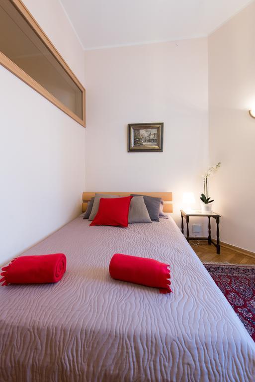 5 Bedroom Family Apartment Krasków Rom bilde