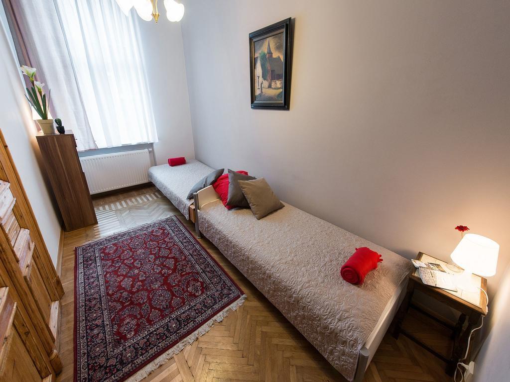 5 Bedroom Family Apartment Krasków Rom bilde